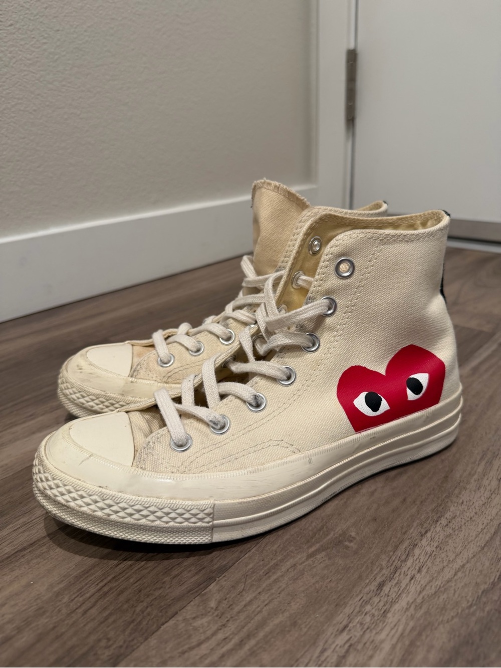 Converse comme des garcons High-Top Sneakers in Cream with Red Heart Graphic